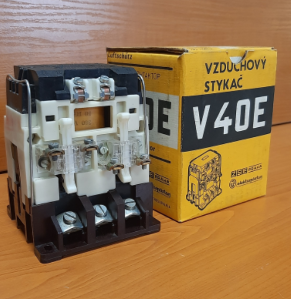 Контактор ZSE V40E 40A